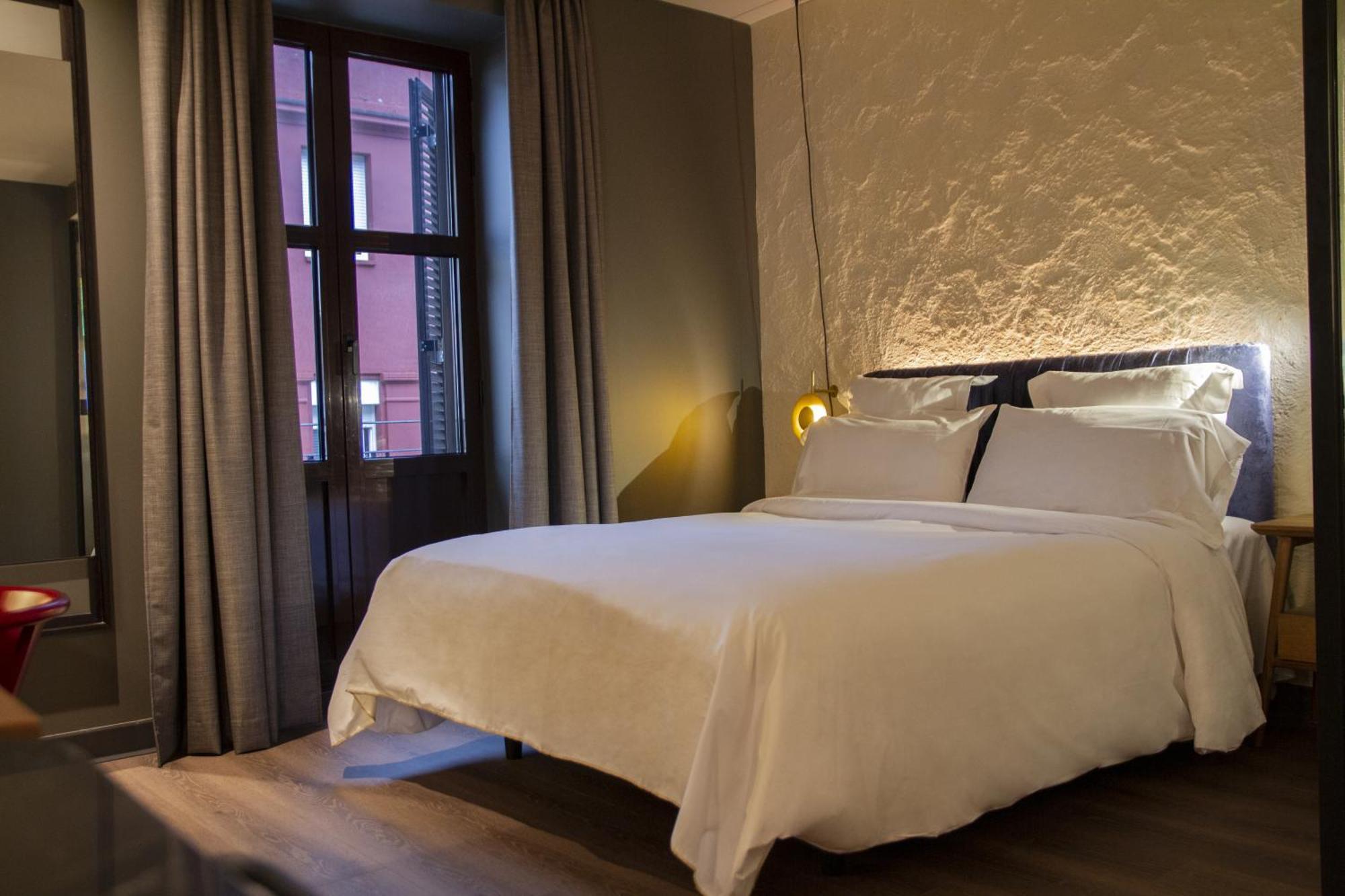 Standard Room Balcony,1569623723:JPEG